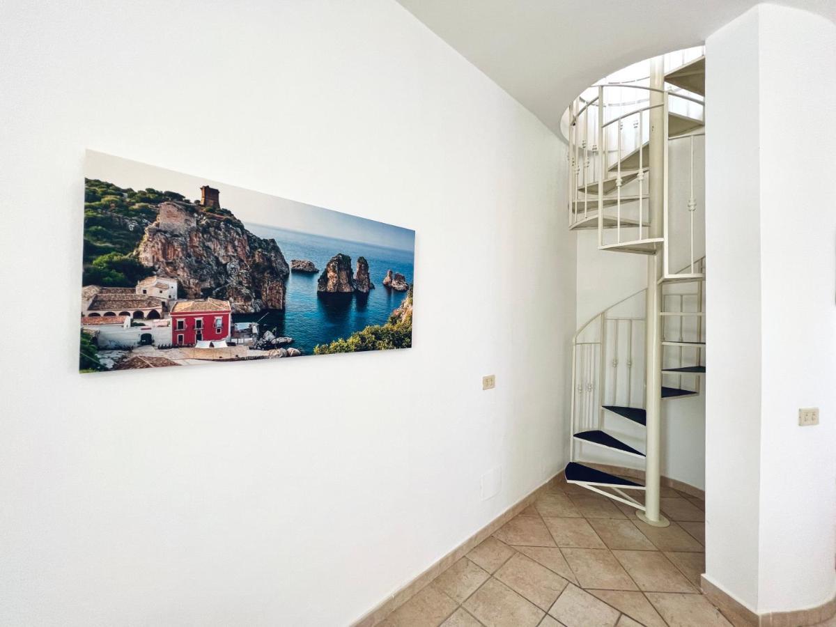 Villa Genova คารินิ ภายนอก รูปภาพ