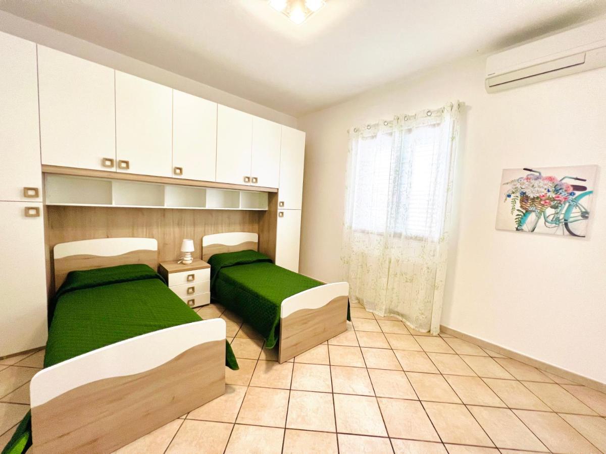 Villa Genova คารินิ ภายนอก รูปภาพ