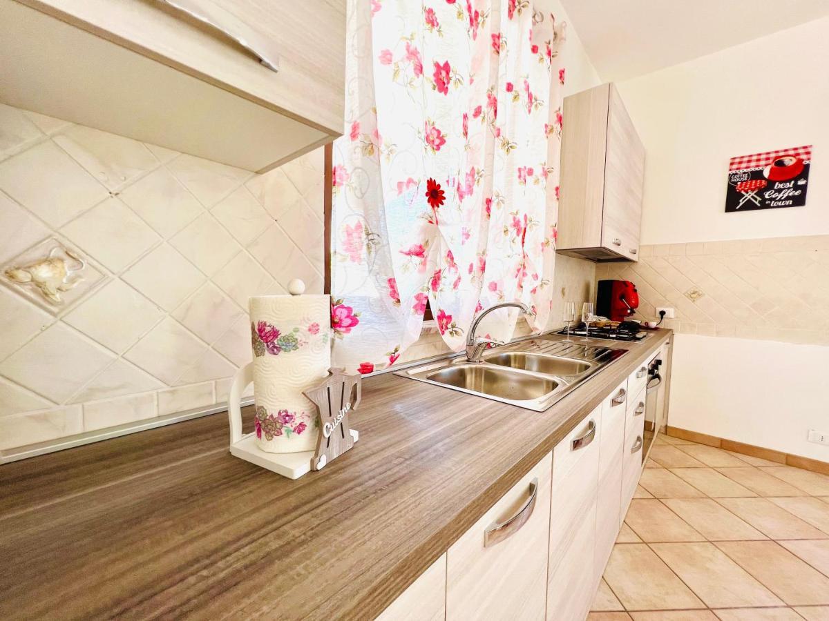 Villa Genova คารินิ ภายนอก รูปภาพ