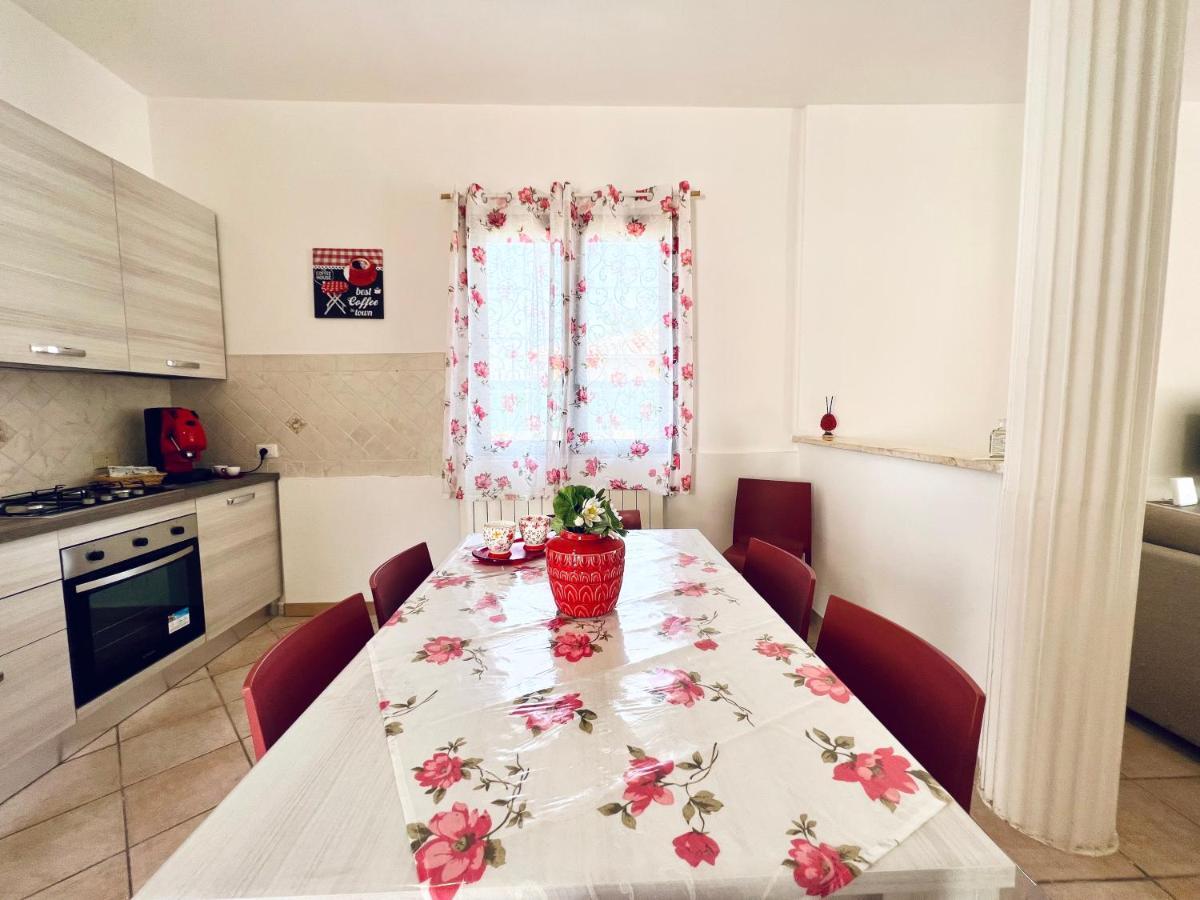 Villa Genova คารินิ ภายนอก รูปภาพ